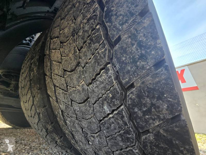 جرار Iveco