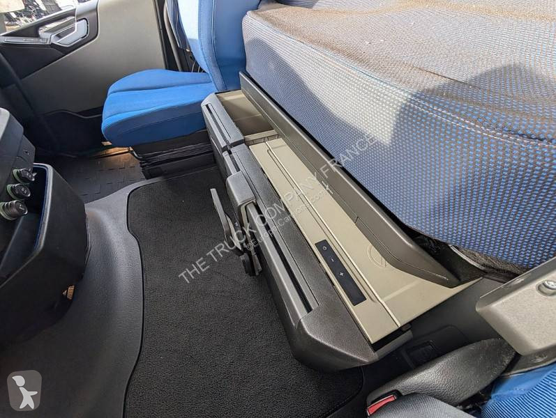 جرار Volvo