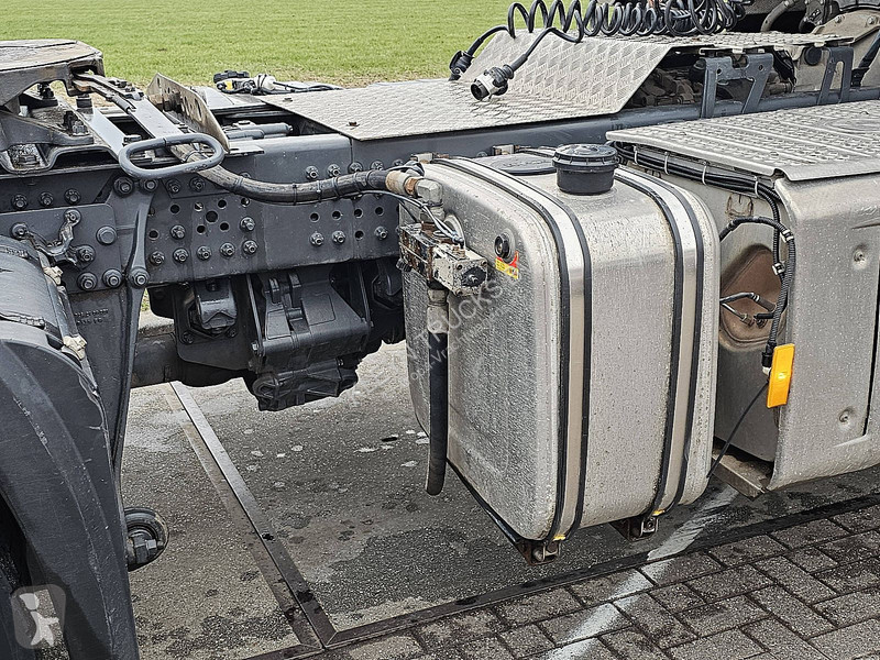 Влекач Mercedes AROCS 1843 4X4 ALLRAD PTO MP5