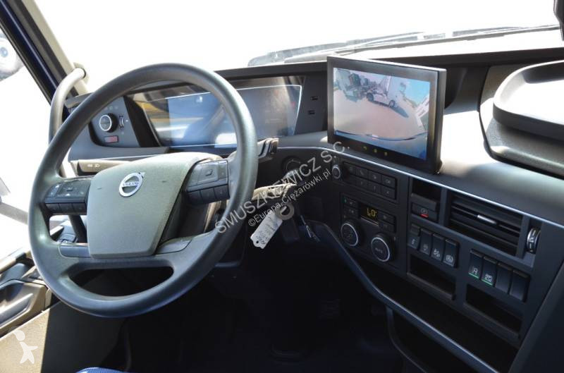 Cap tractor Volvo