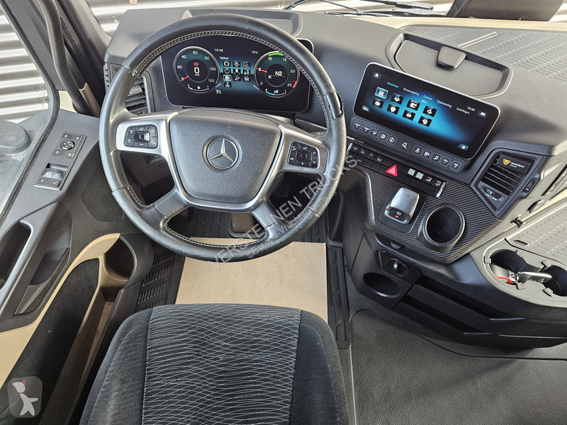جرار Mercedes 3363 SL / 6x4 / PALFINGER EPSILON...