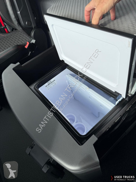 جرار Renault