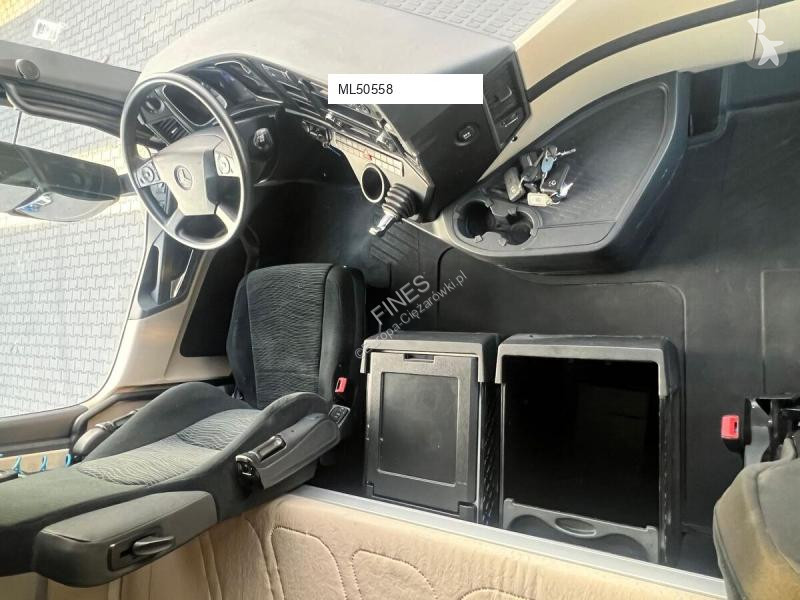 Влекач Mercedes Actros 1845