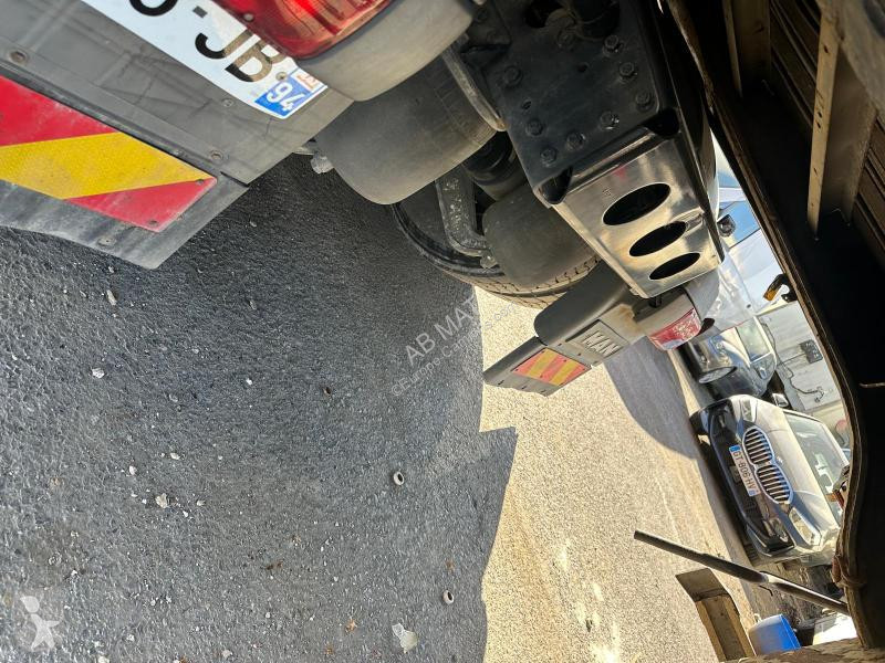 جرار MAN 18.440