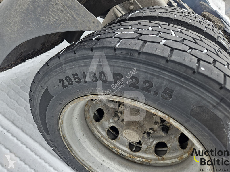 جرار Scania R4404X2MEB