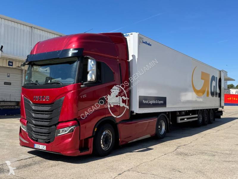 Traktor Iveco