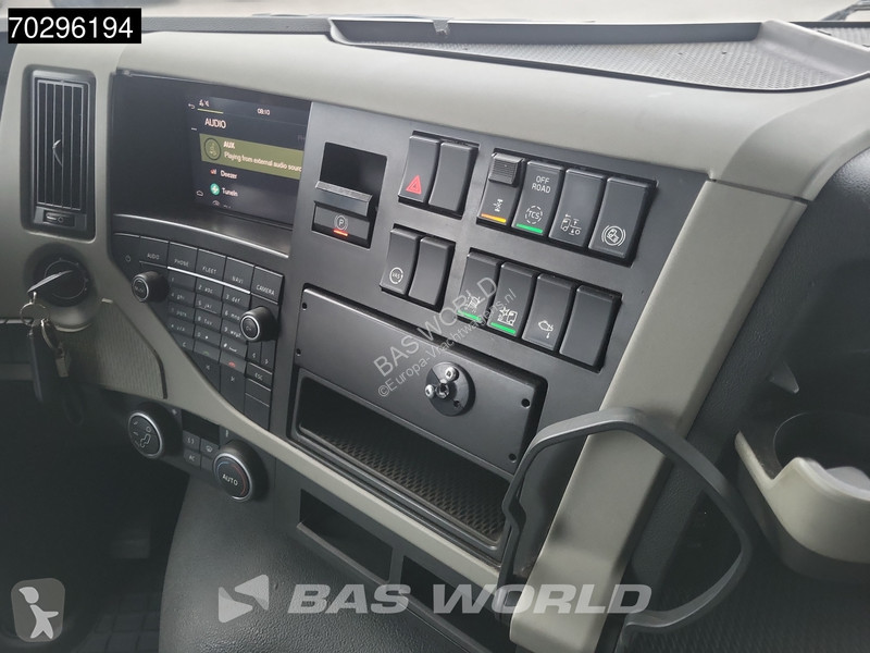 جرار Volvo 420  4X2 VEB+ Euro 6