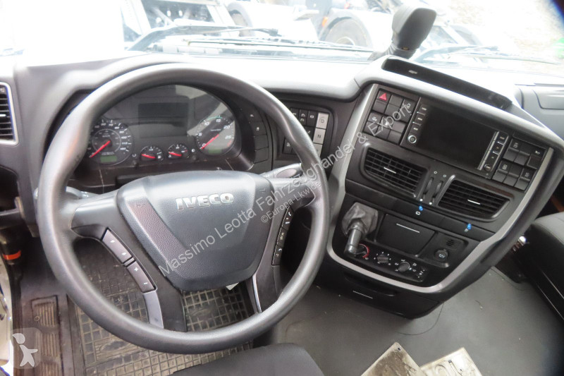 Tracteur Iveco AS440S46 CNG / LPG Fz.128