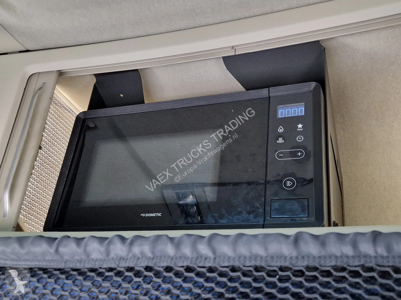جرار Volvo 13500 Globetrotter XL 6x2 - Retarder...