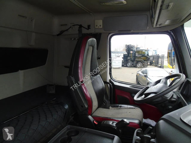 جرار Volvo 500 + 4x4 + HMF 4020 5x + JIB 4x 30...