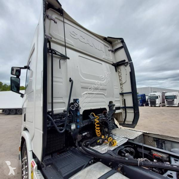 جرار Scania