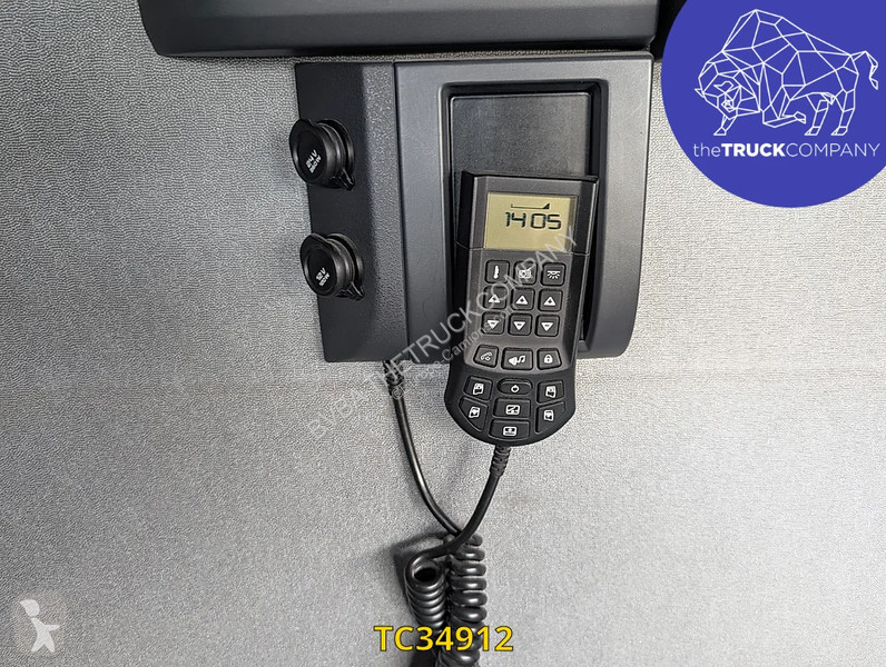 جرار Renault T 520