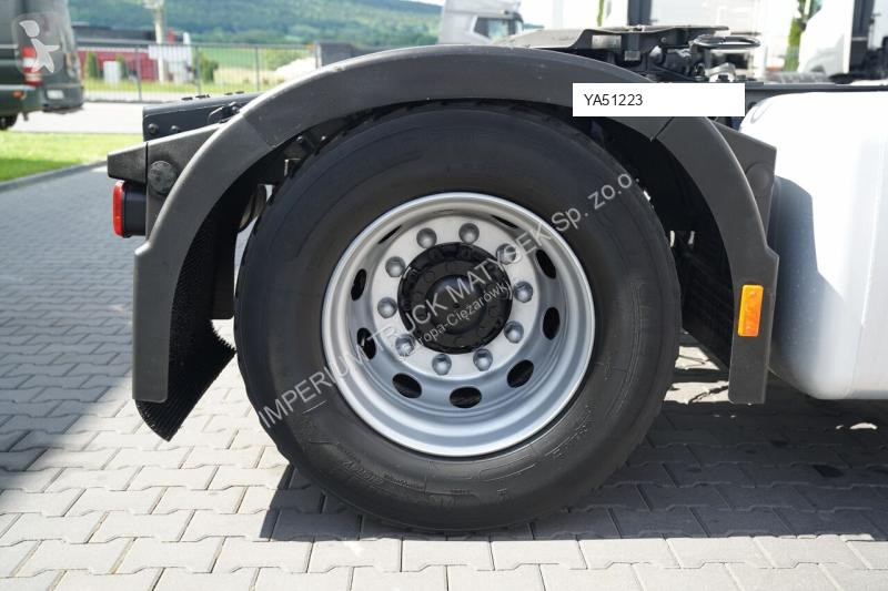 جرار Ford 500
