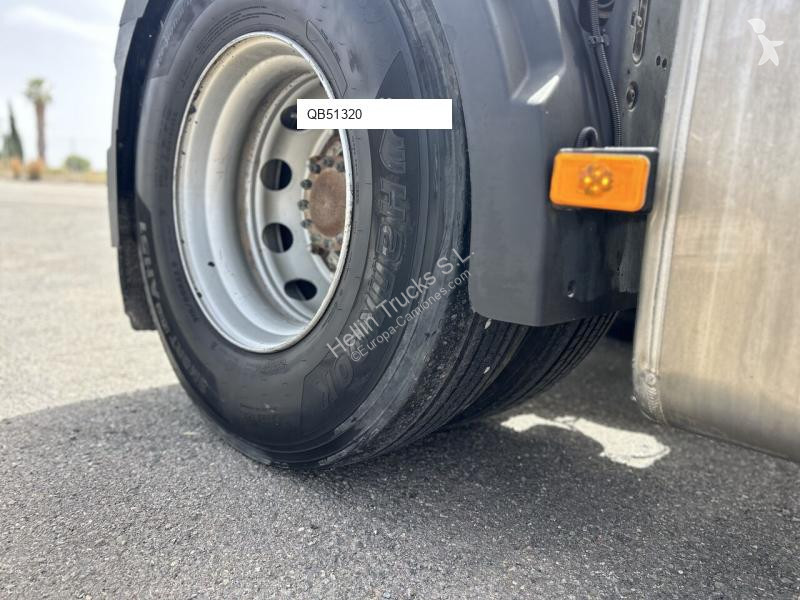 Cabeza tractora Renault T460