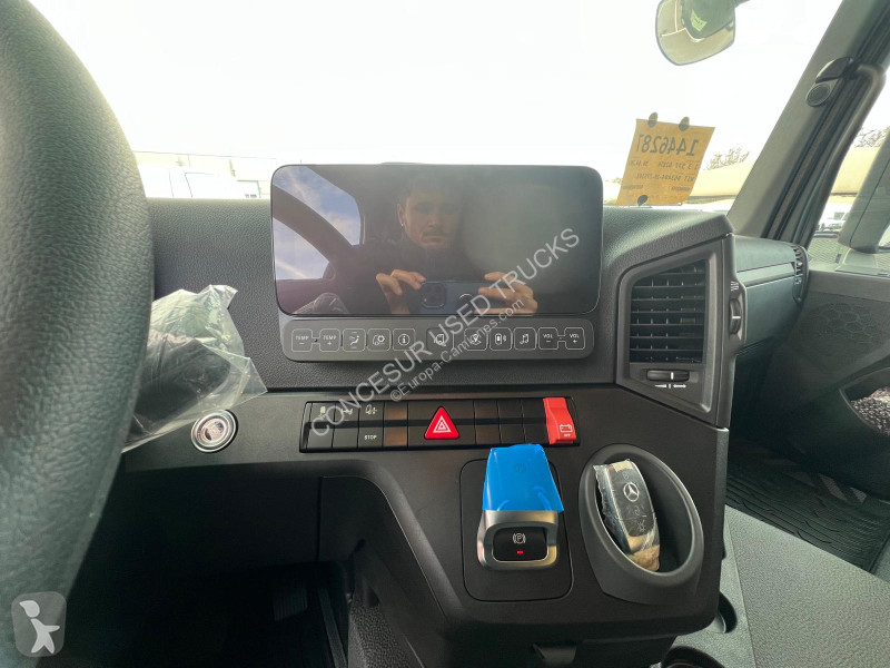 جرار Mercedes  1845 LS