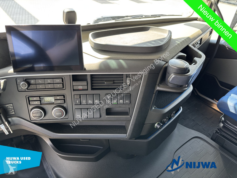 جرار Volvo 500 XL 4x2 I-Save + I-Park
