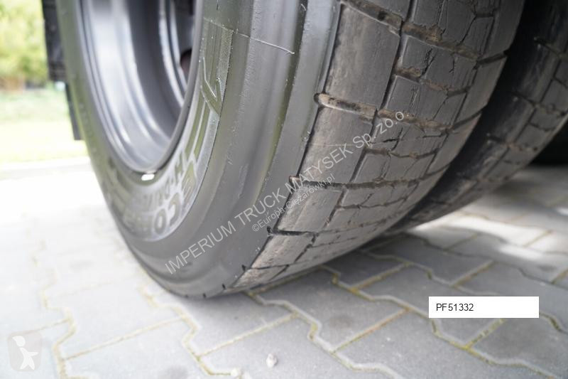 جرار Renault T 520