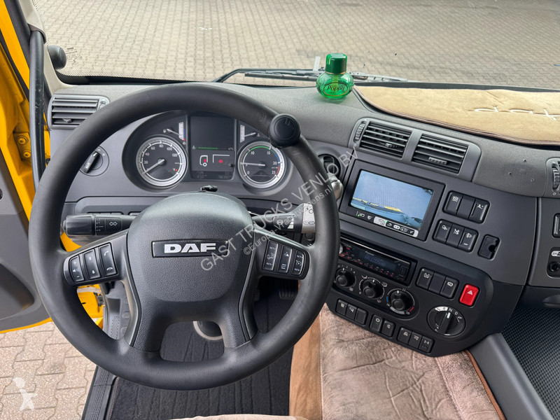 جرار DAF 440 Palfinger PK32080