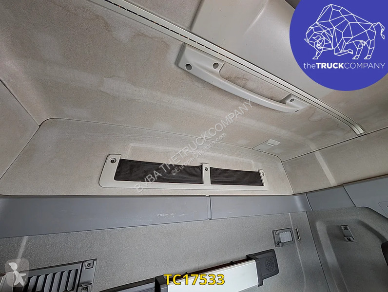جرار Renault T 480