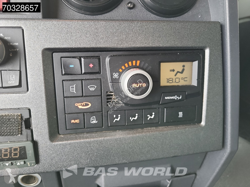 جرار Renault T 460 6X2 SleeperCab Liftachse...
