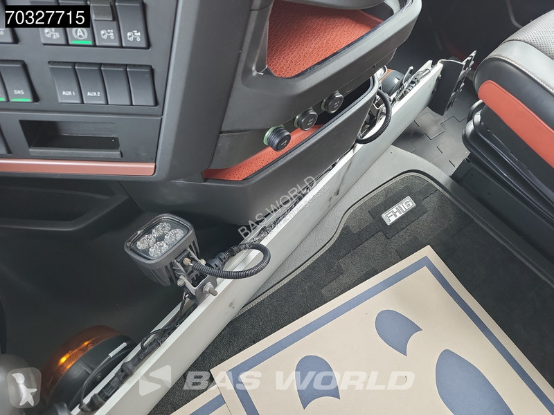 جرار Volvo 650 6X2 Lift+Lenkachse I-ParkCool...