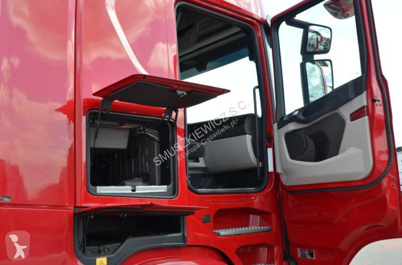 جرار Scania