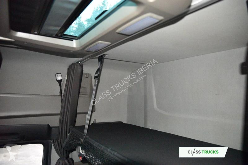 جرار MAN TGX GX Adaptive Cruise Control