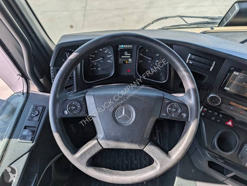 Tahač Mercedes 1845