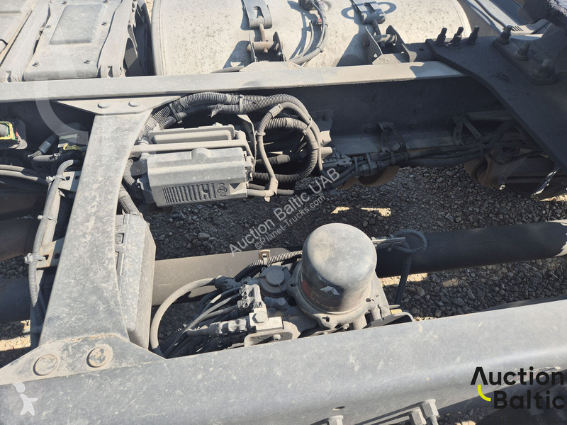 جرار Renault T430