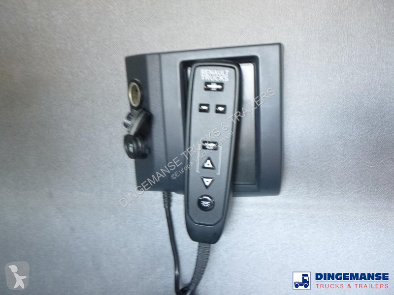 جرار Renault T 460 6X2 RHD Euro 6