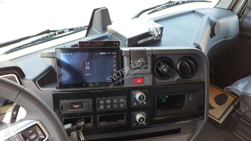 Traktor Renault  T 520 (LOCATION / RENT / EN...