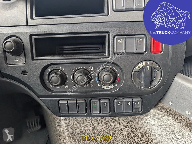 جرار DAF 440