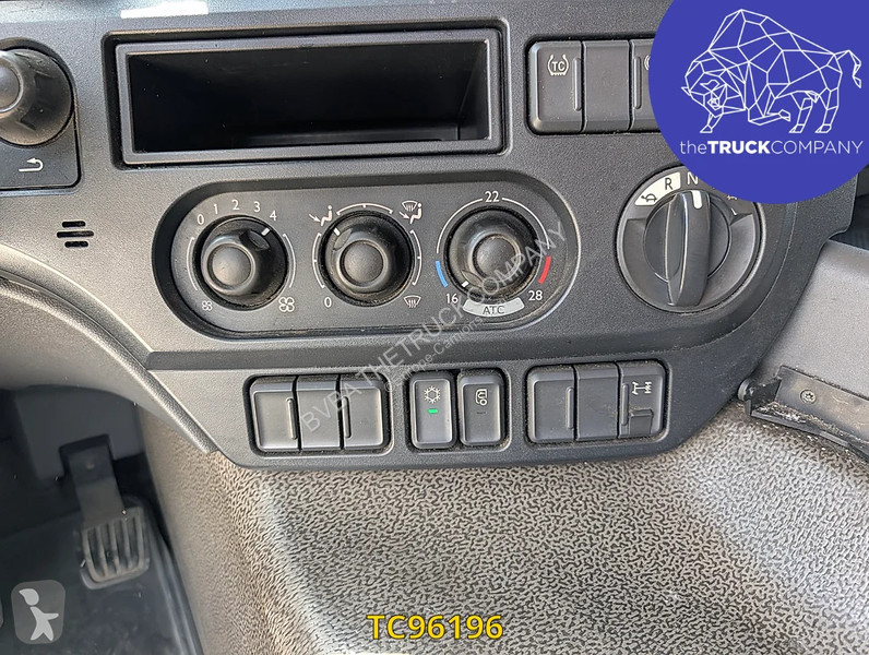 جرار DAF 440