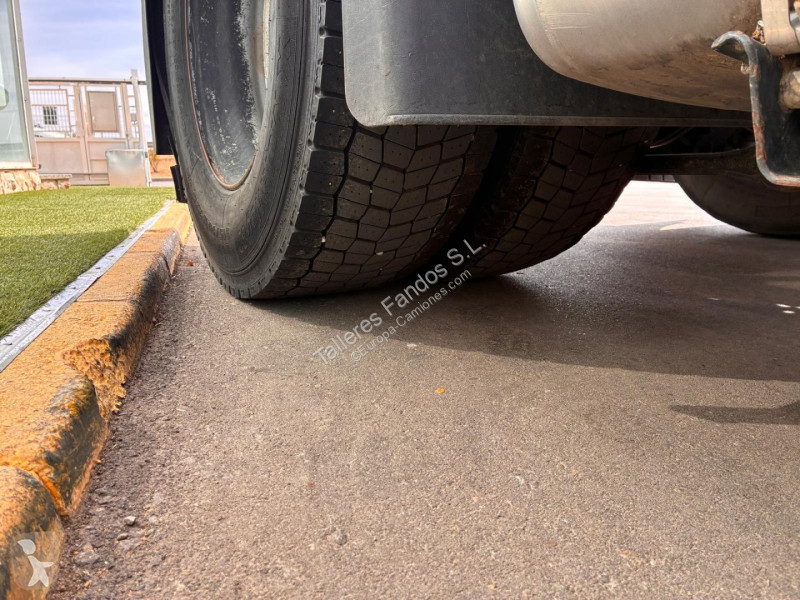Tracteur Iveco  490 AUTOM INTARDER, 24 MESES DE...