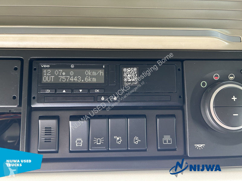 جرار Volvo 500 4x2 VDS + No TC