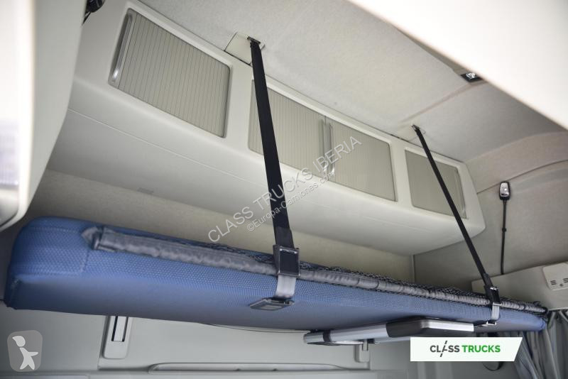 جرار Volvo 500 Globetrotter XL Retarder...