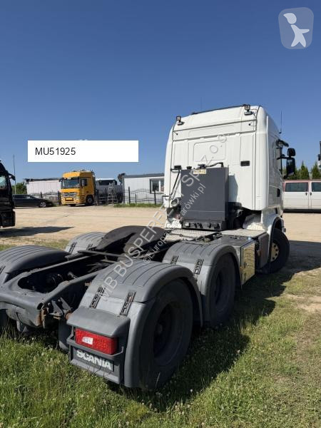 Влекач Scania R560
