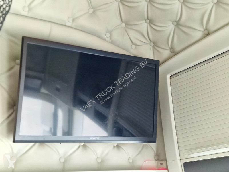 Tracteur Volvo 13500 Globetrotter XL 4x2 - Low...