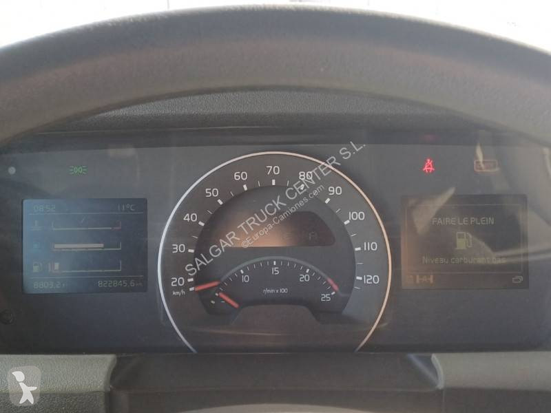 جرار Volvo