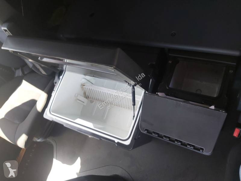 Cabeza tractora Iveco