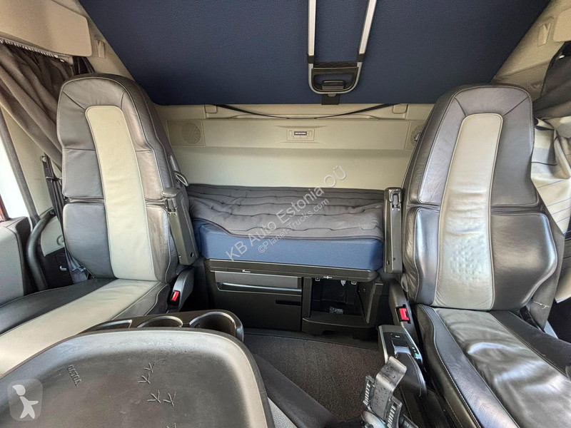 جرار Volvo 500 6x2 GLOBE XL / RETARDER / DOUBLE...