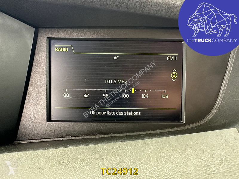 جرار Volvo
