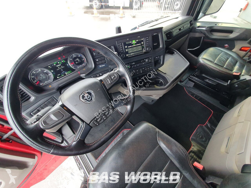 Tracteur Scania 590