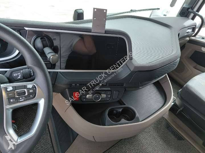 Cabeza tractora DAF