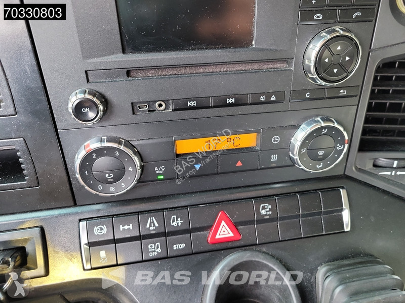 Trekker Mercedes 1843 4X2 BigSpace NL-Truck...