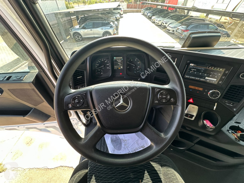 Trekker Mercedes  1851 LS