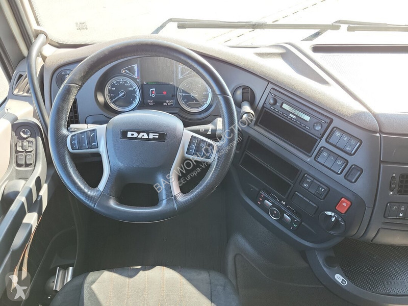 Tahač DAF 480