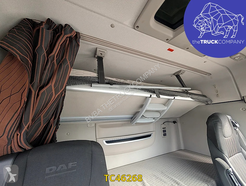 Тягач DAF 530