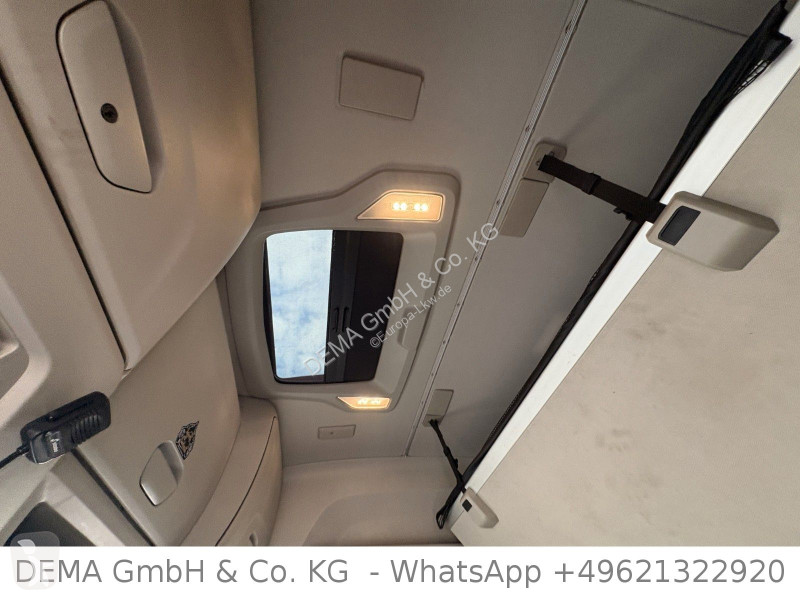 Tahač Iveco S...