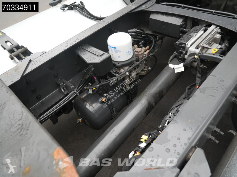 Tahač Volvo FH 460 4X2 Globe APK 08-2027 2x...